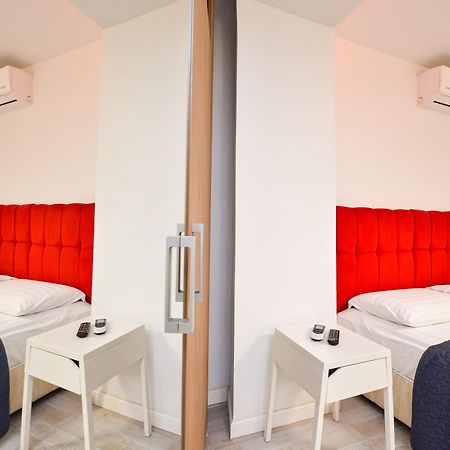 בוקרשט Dracula Adventure Tours Accommodation מראה חיצוני תמונה