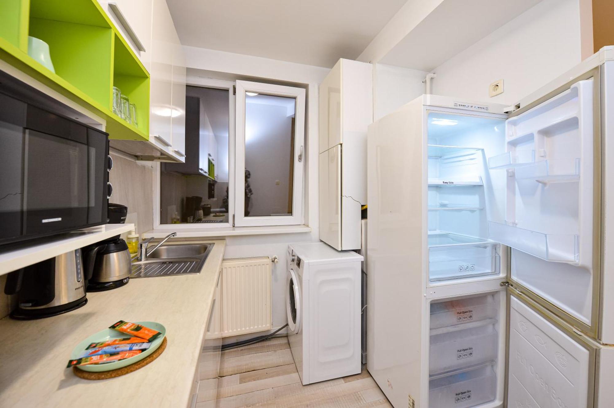 בוקרשט Dracula Adventure Tours Accommodation מראה חיצוני תמונה