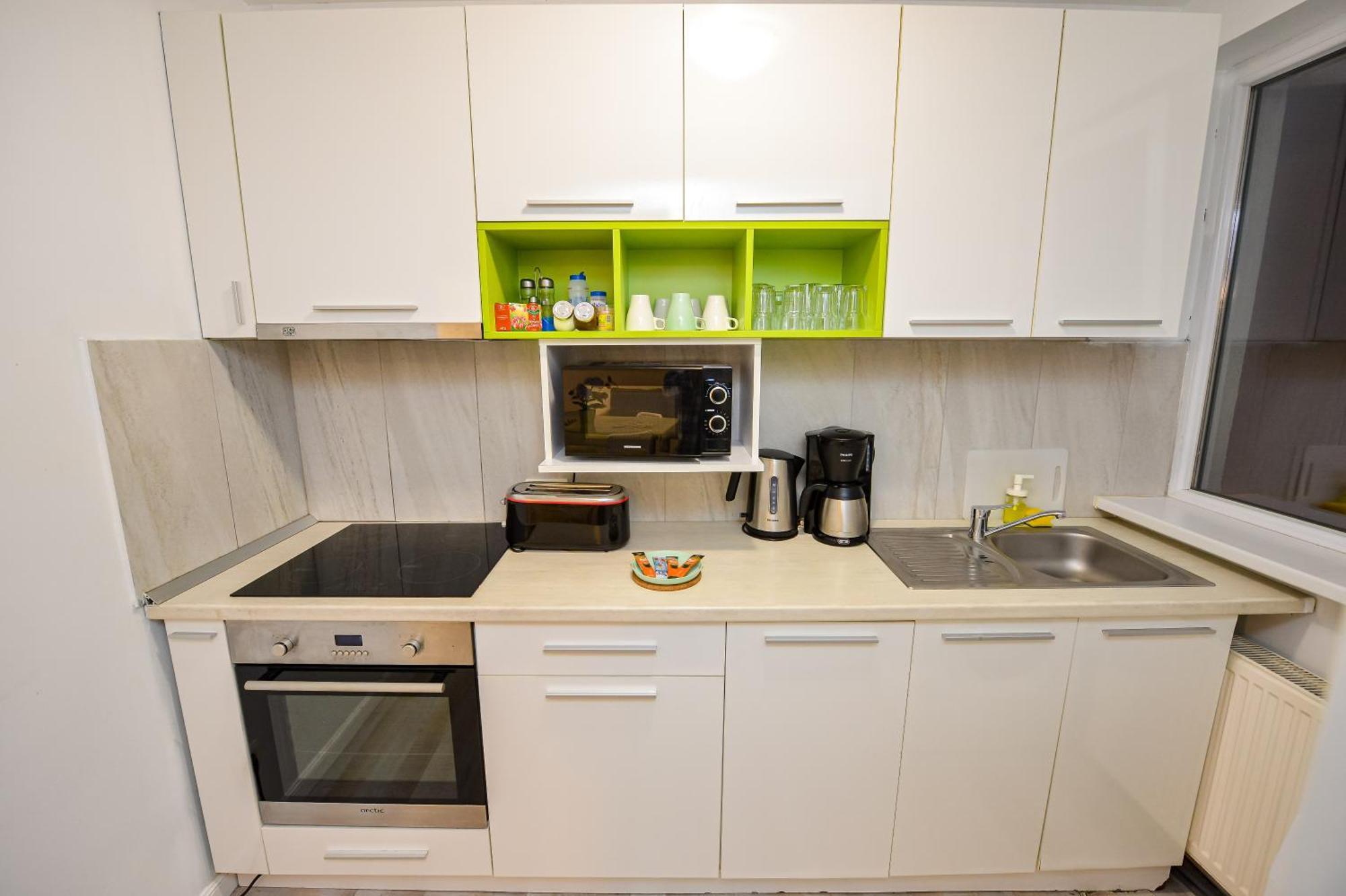 בוקרשט Dracula Adventure Tours Accommodation מראה חיצוני תמונה