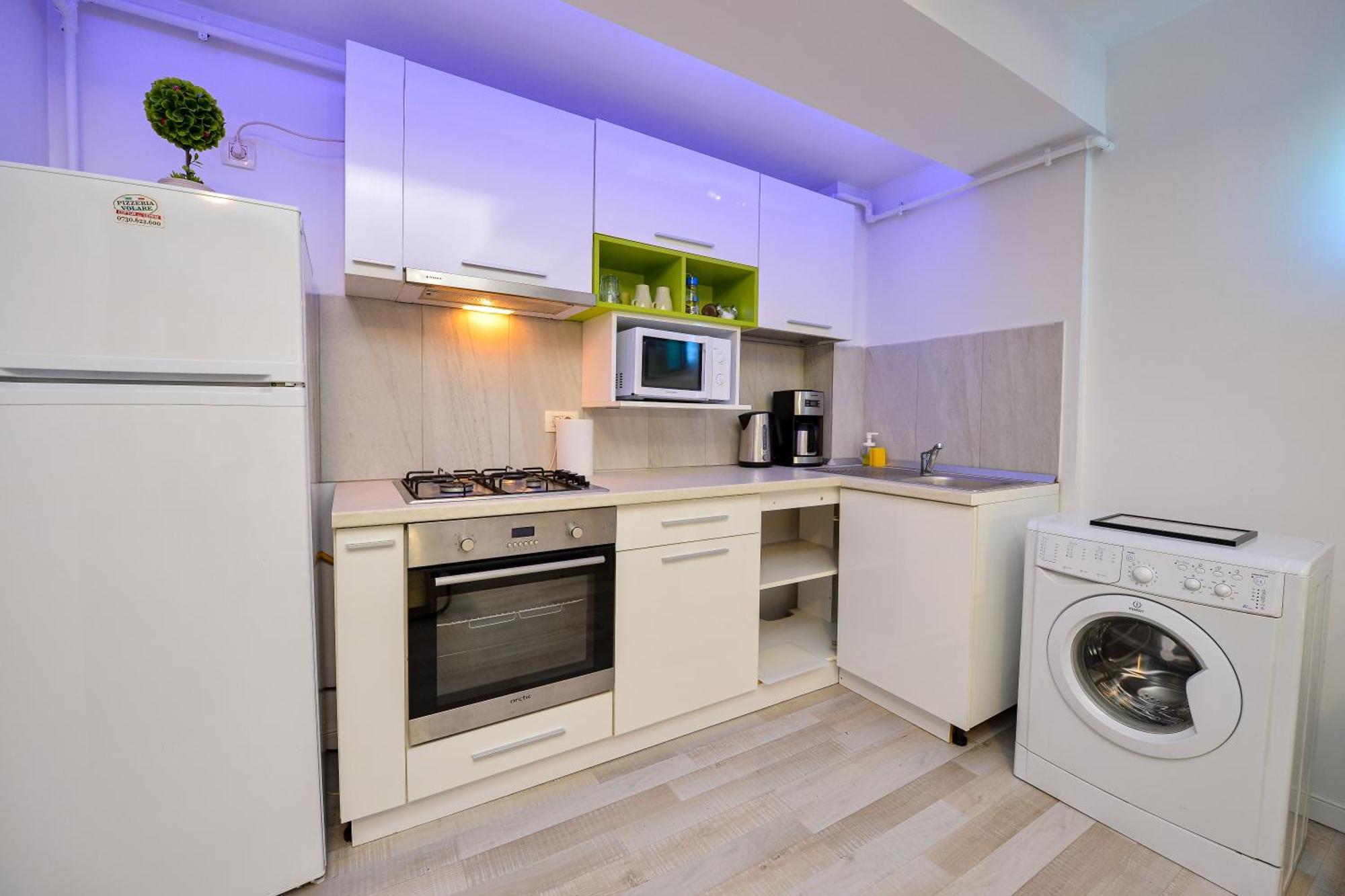 בוקרשט Dracula Adventure Tours Accommodation מראה חיצוני תמונה