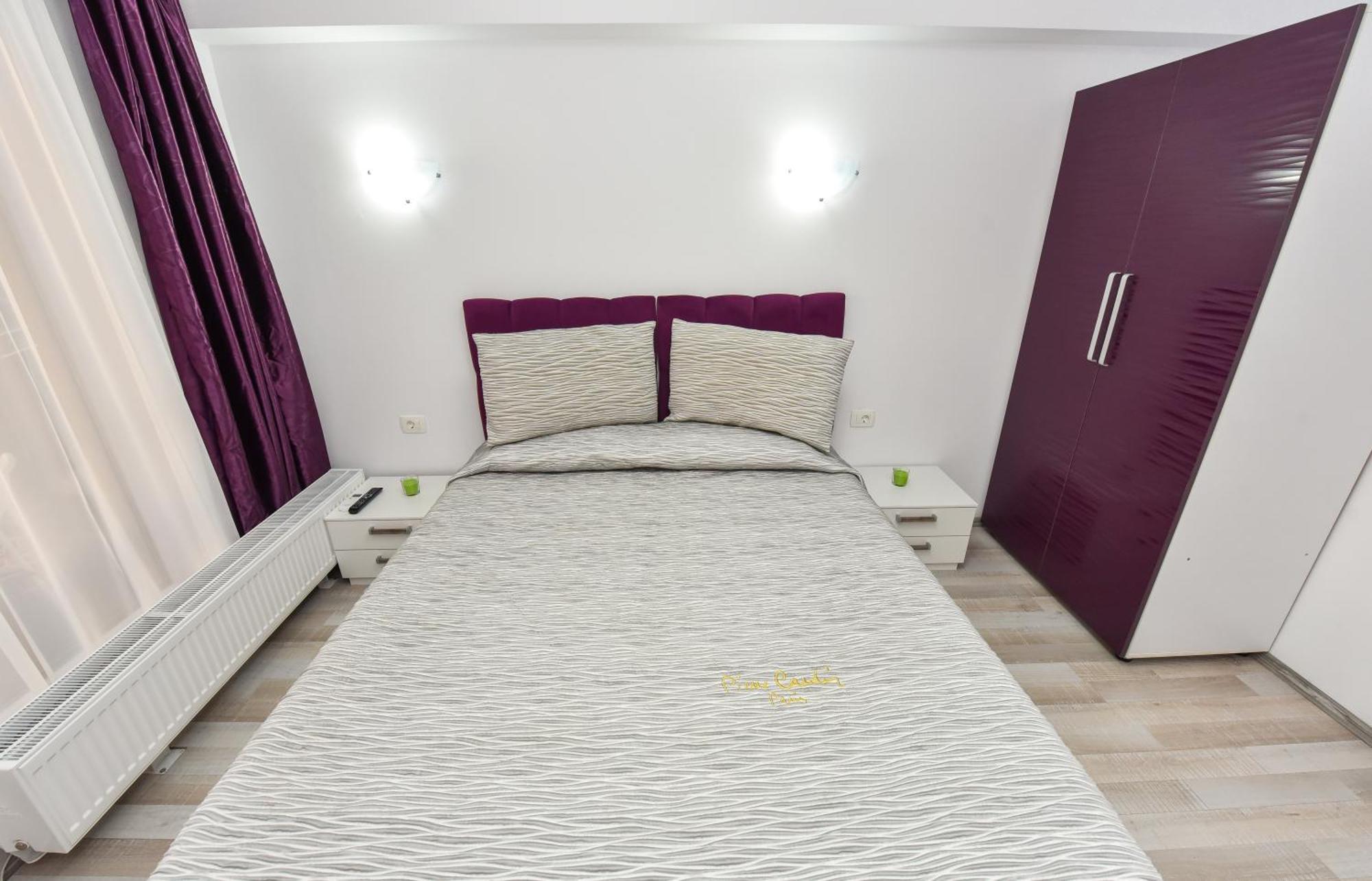 בוקרשט Dracula Adventure Tours Accommodation מראה חיצוני תמונה