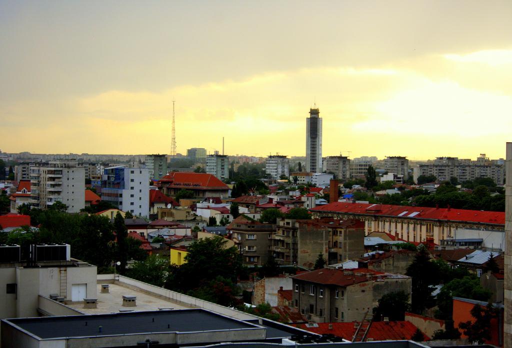 בוקרשט Dracula Adventure Tours Accommodation מראה חיצוני תמונה